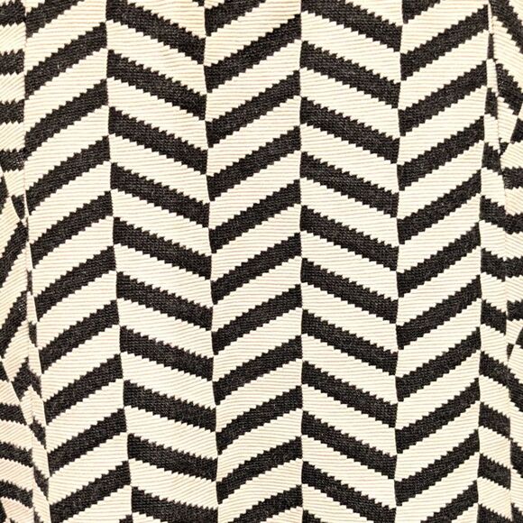 EUC Zara Trafaluc S Stretch Knit Black And Whire Patterned Mini Skirt - Picture 4 of 5